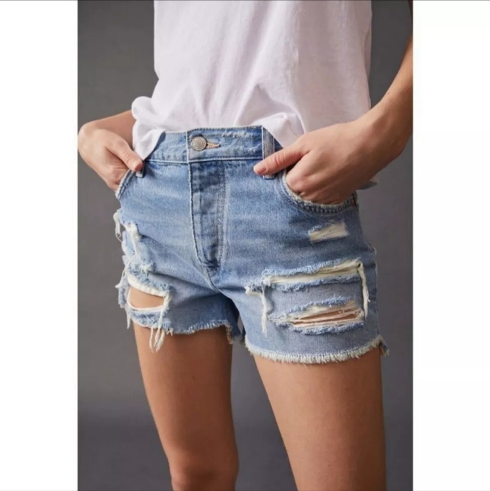 FREE PEOPLE We The Free Maggie Mid Rise Short Womens size 32
